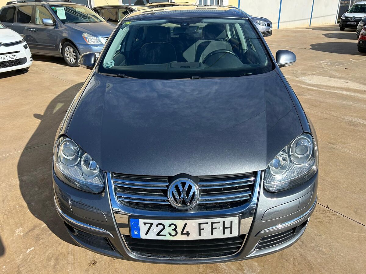 VOLKSWAGEN JETTA ADVANCE 2.0 TDI AUT0 SPANISH LHD IN SPAIN 115000 MILES 2006